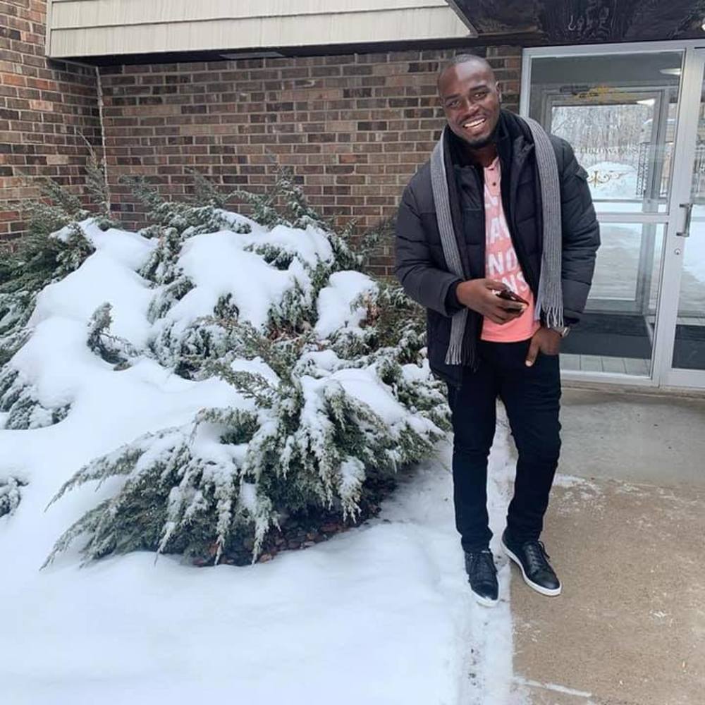 Meet your Posher, Jamal